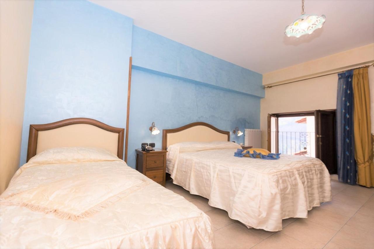 B&B Fior Tramonti Exteriör bild